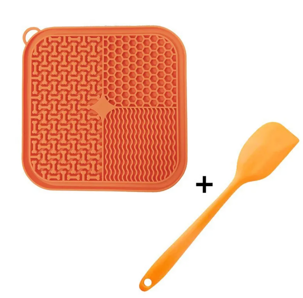 Wendell & Bone Calming Lick Pad — Slow Feeder & Bath Buddy